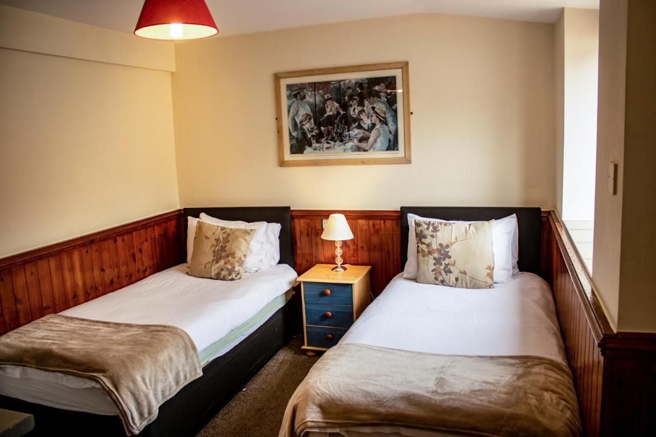 The Dolphin Hotel ชาร์ด ภายนอก รูปภาพ