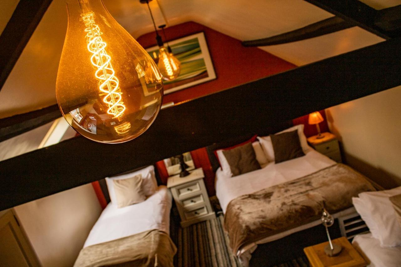 The Dolphin Hotel ชาร์ด ภายนอก รูปภาพ